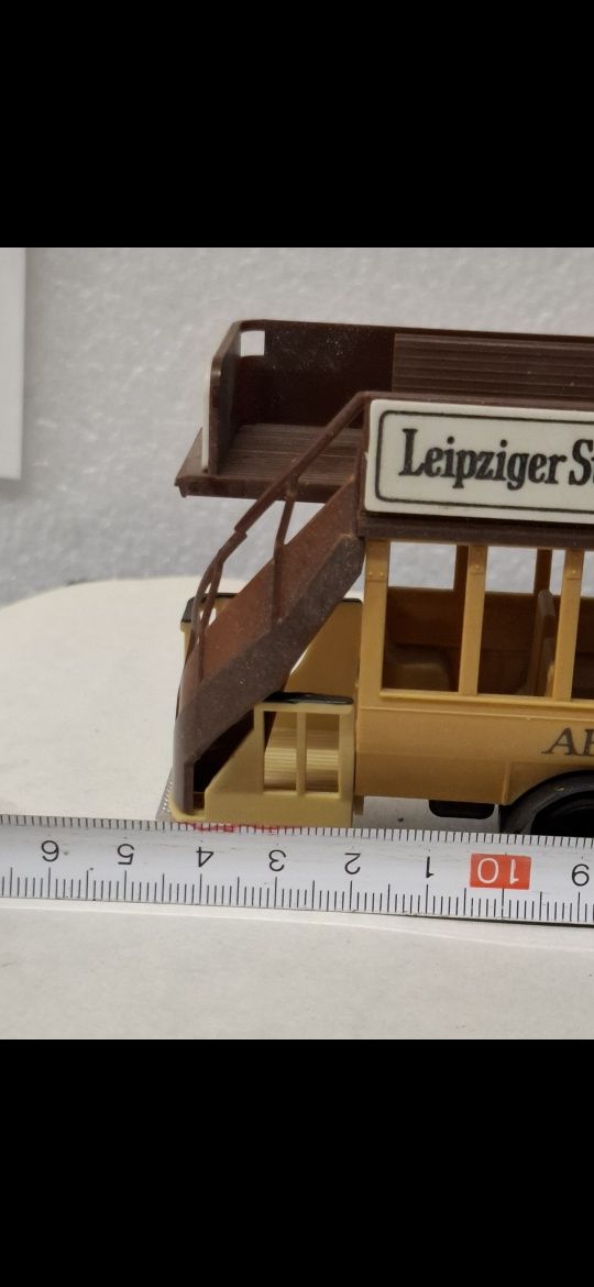 Model Daimler 1911 Berliner bus 1:43