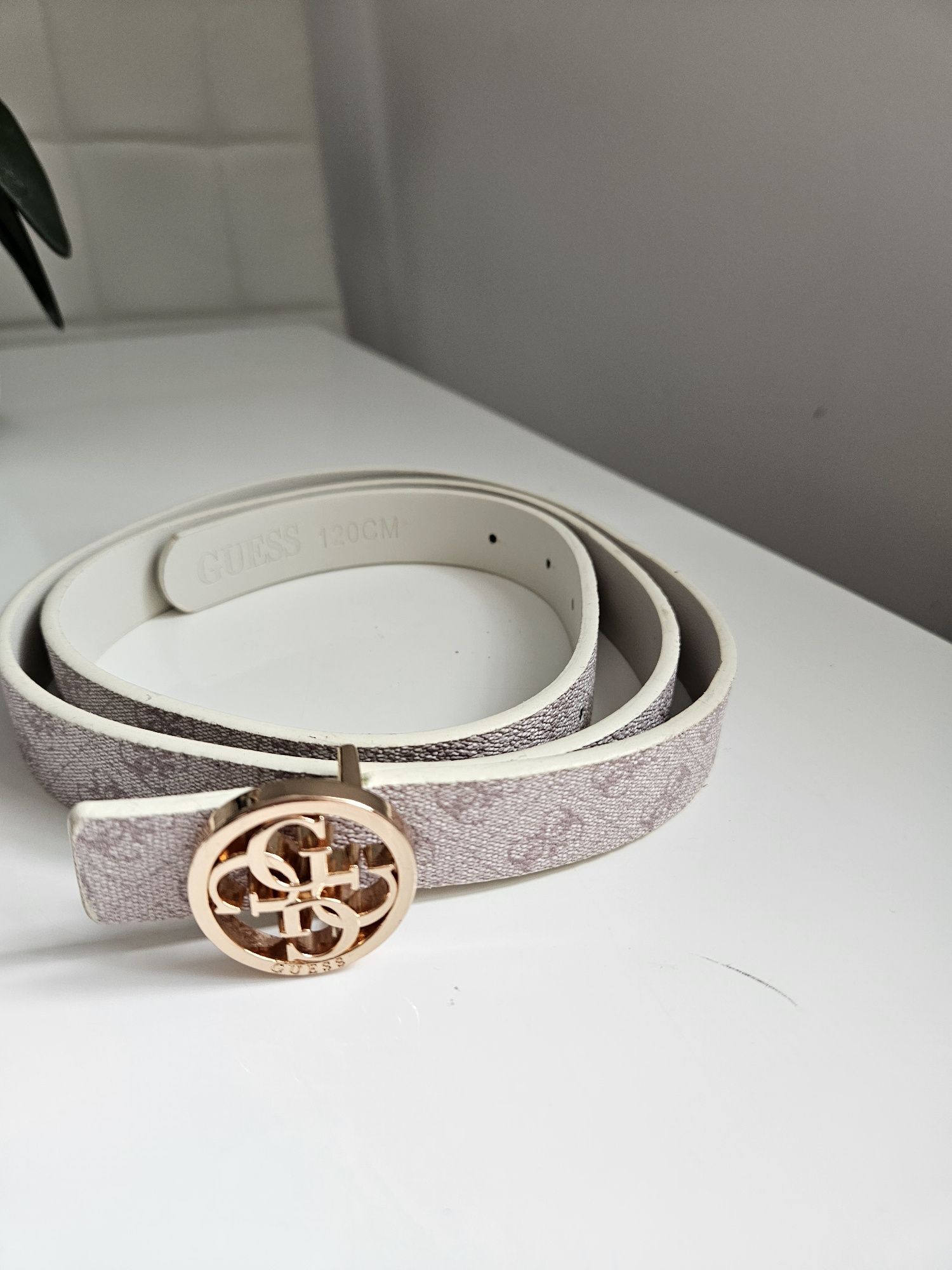 Damski pasek guess