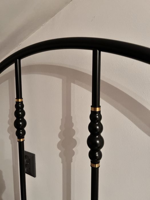 Łóżko 2-osobowe, metalowe 2x1,4m