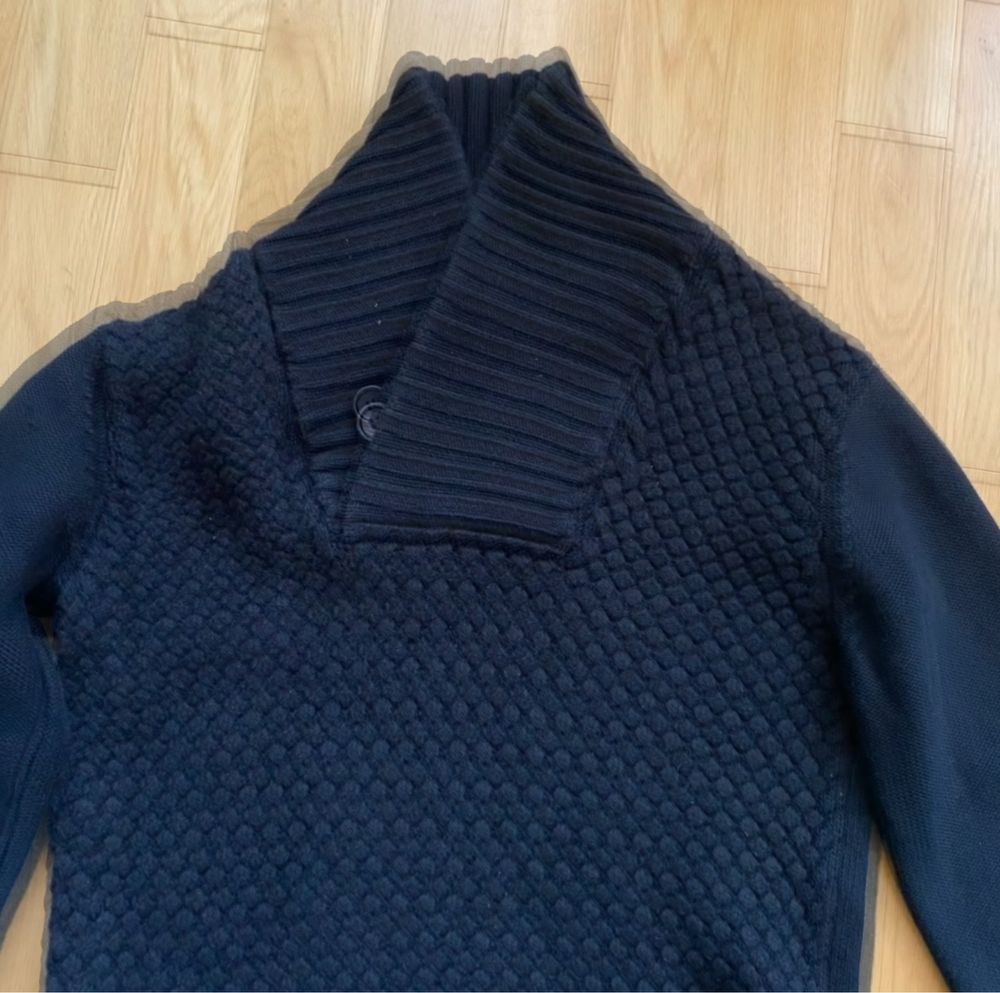 Czarny gruby męskie sweter 100% bawełna ciepły dekolt w serek