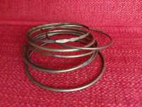 Conjunto de 7 pulseiras douradas