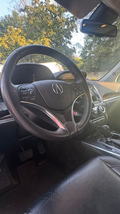 Продам Acura MDX