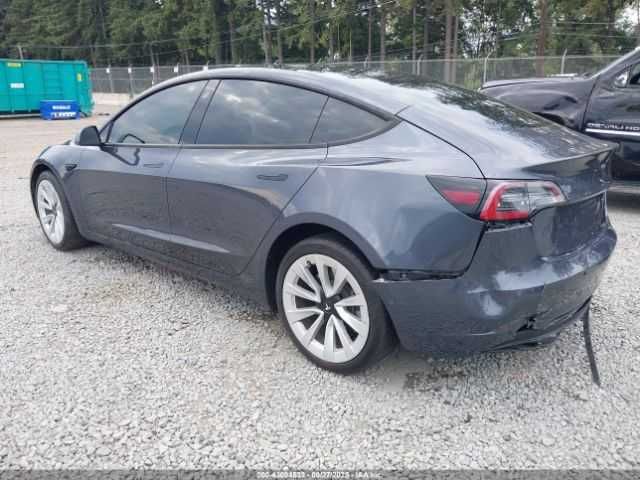 Tesla Model 3 2022