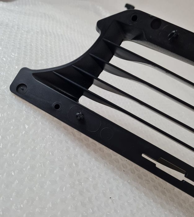 Kratka Grill Zderzaka Przód Tesla Model X Nowa OE