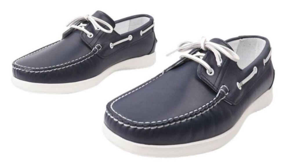 Продам шикарные топсайдеры 43р.28см по стельке. 2000 грн. Турция.