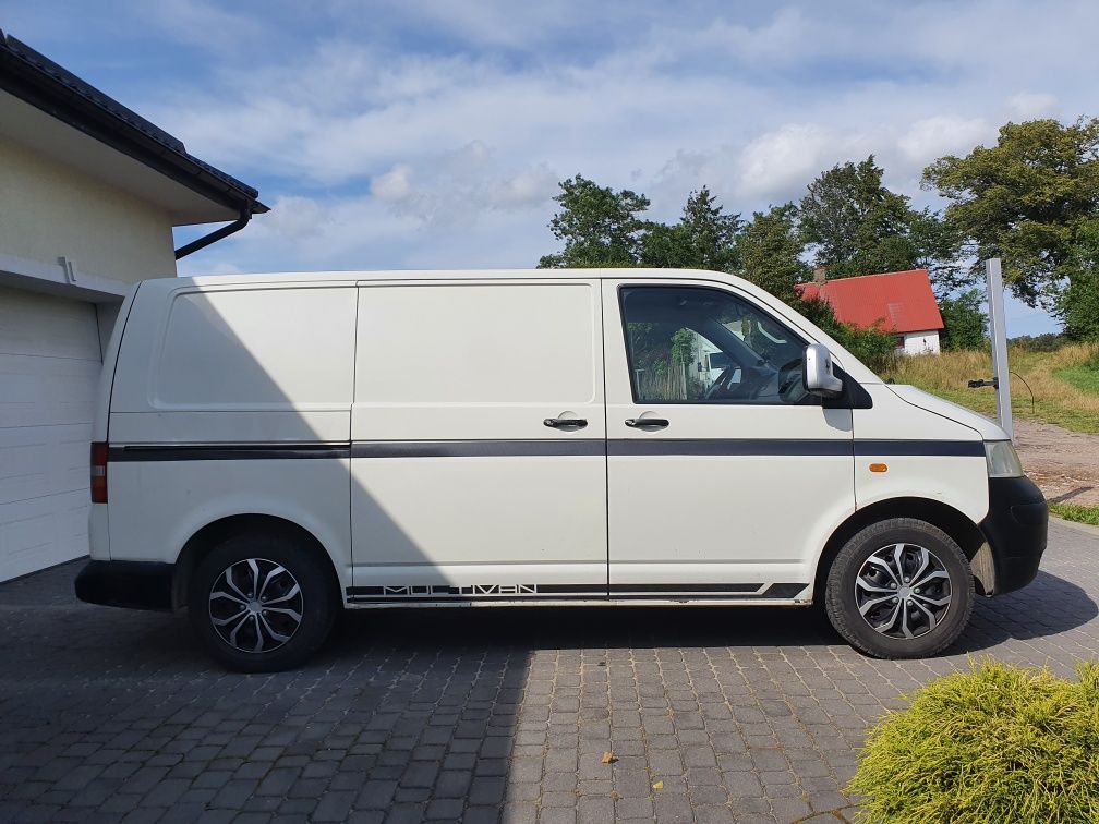 WV Transporter 1.9 TDi HAK w pełni sprawny