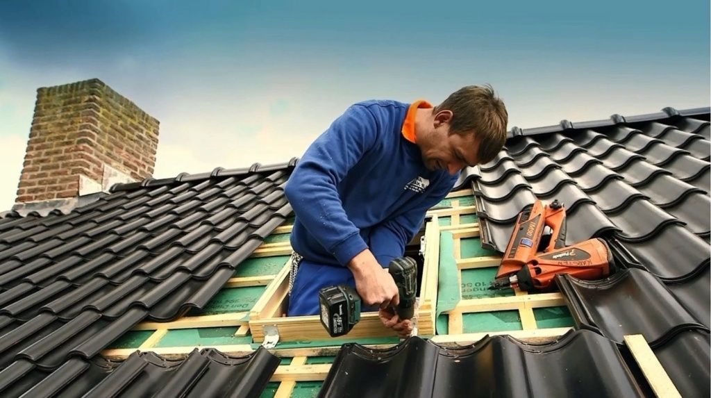 Ремонт и восстановление крыш. Замена на новый материал. Гарантия