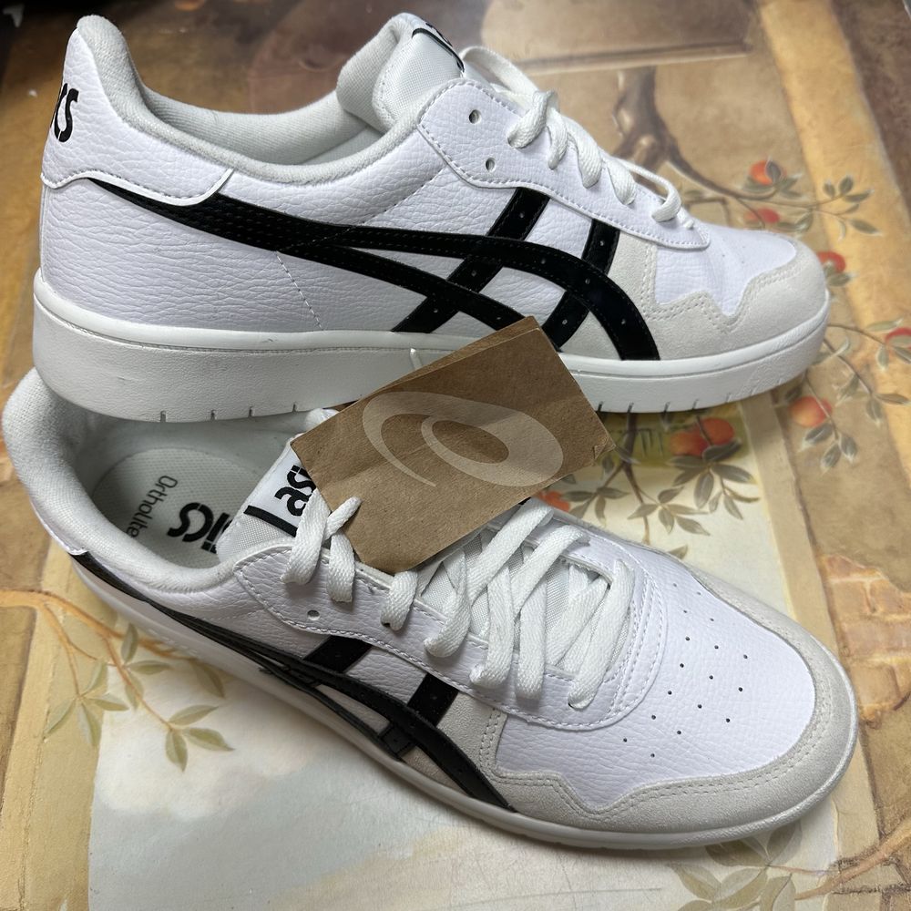 ASICS.  Кеди  чоловічі. Оригінал. Нові. Розмір 46,5. Шкіряні.