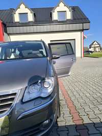 Volkswagen Touran 2.0TDI 2010 rok 140km.