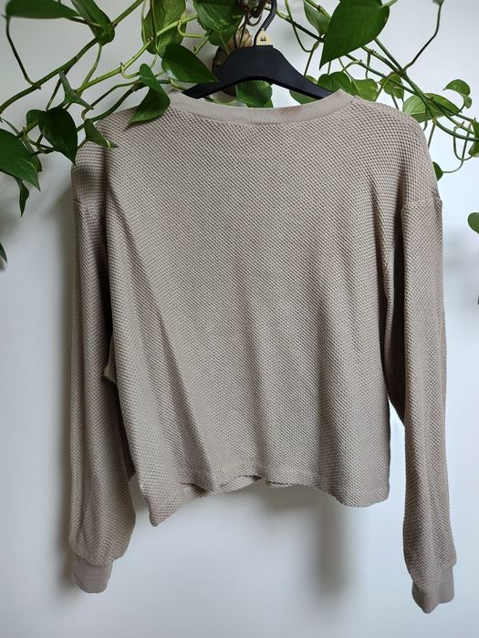 Bluza beżowa z plamką