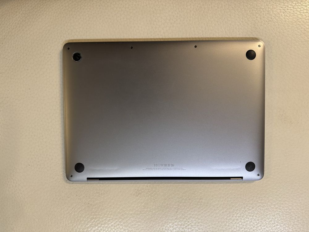 MakBook Pro 13,1708