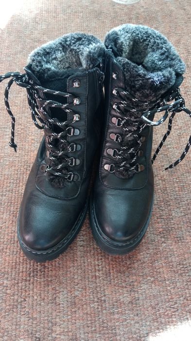 Жіночі шкіряні зимові черевики 39р устілка 25см