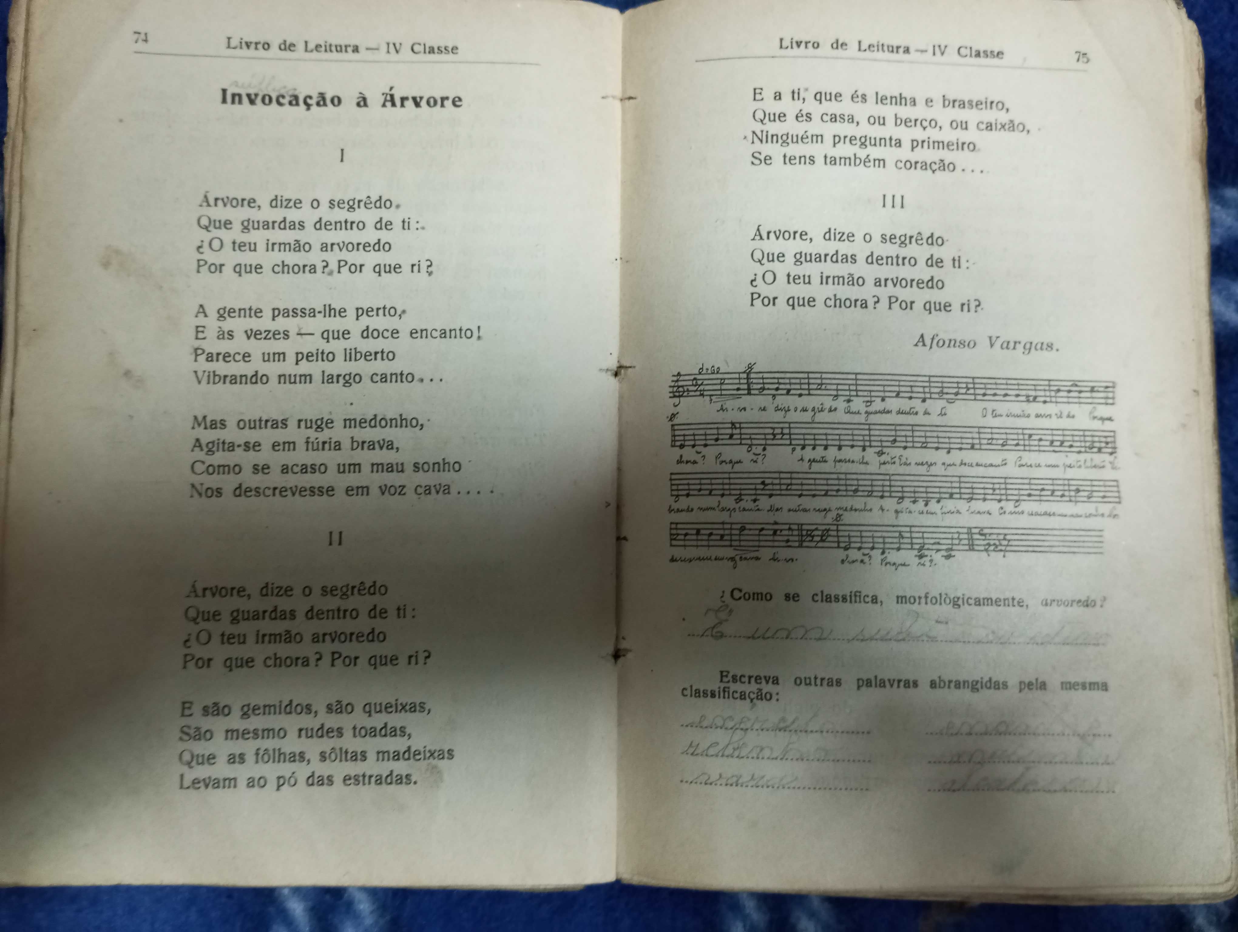 Livro antigo 4 classe
