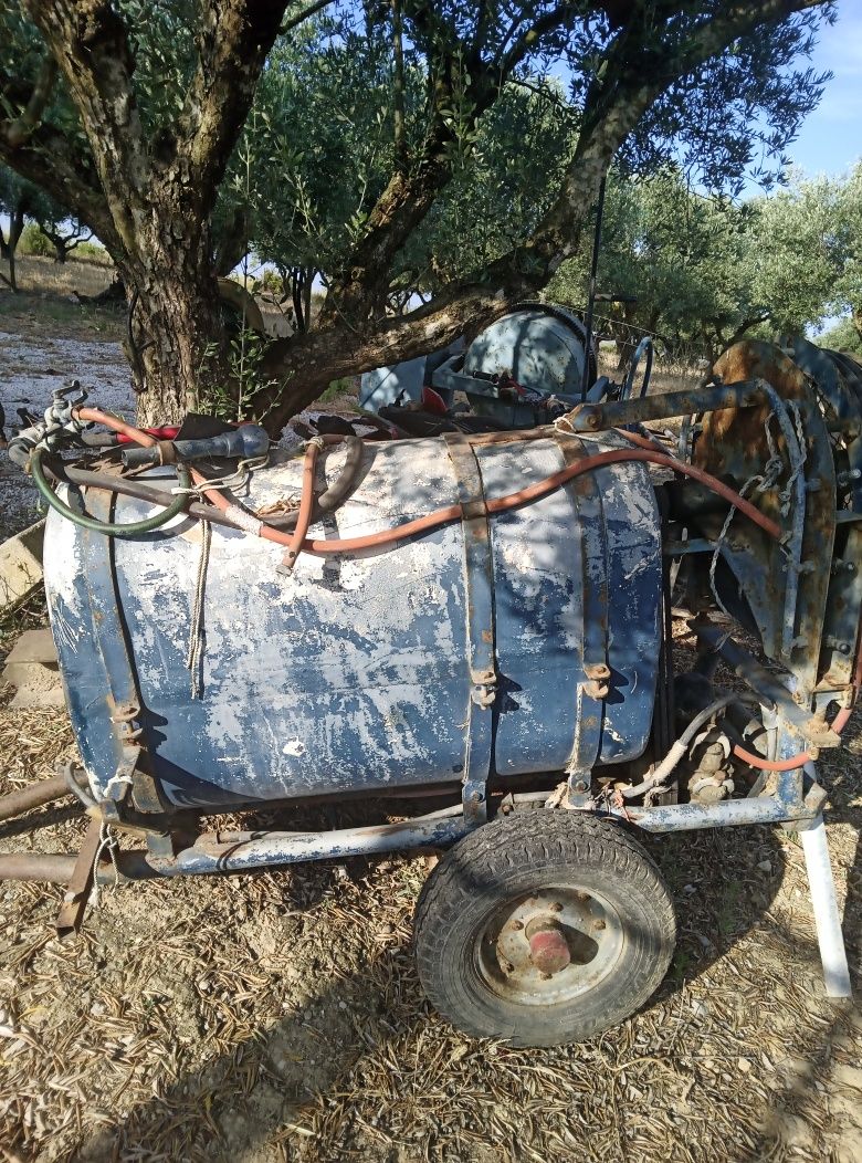 Pulverizador para trator