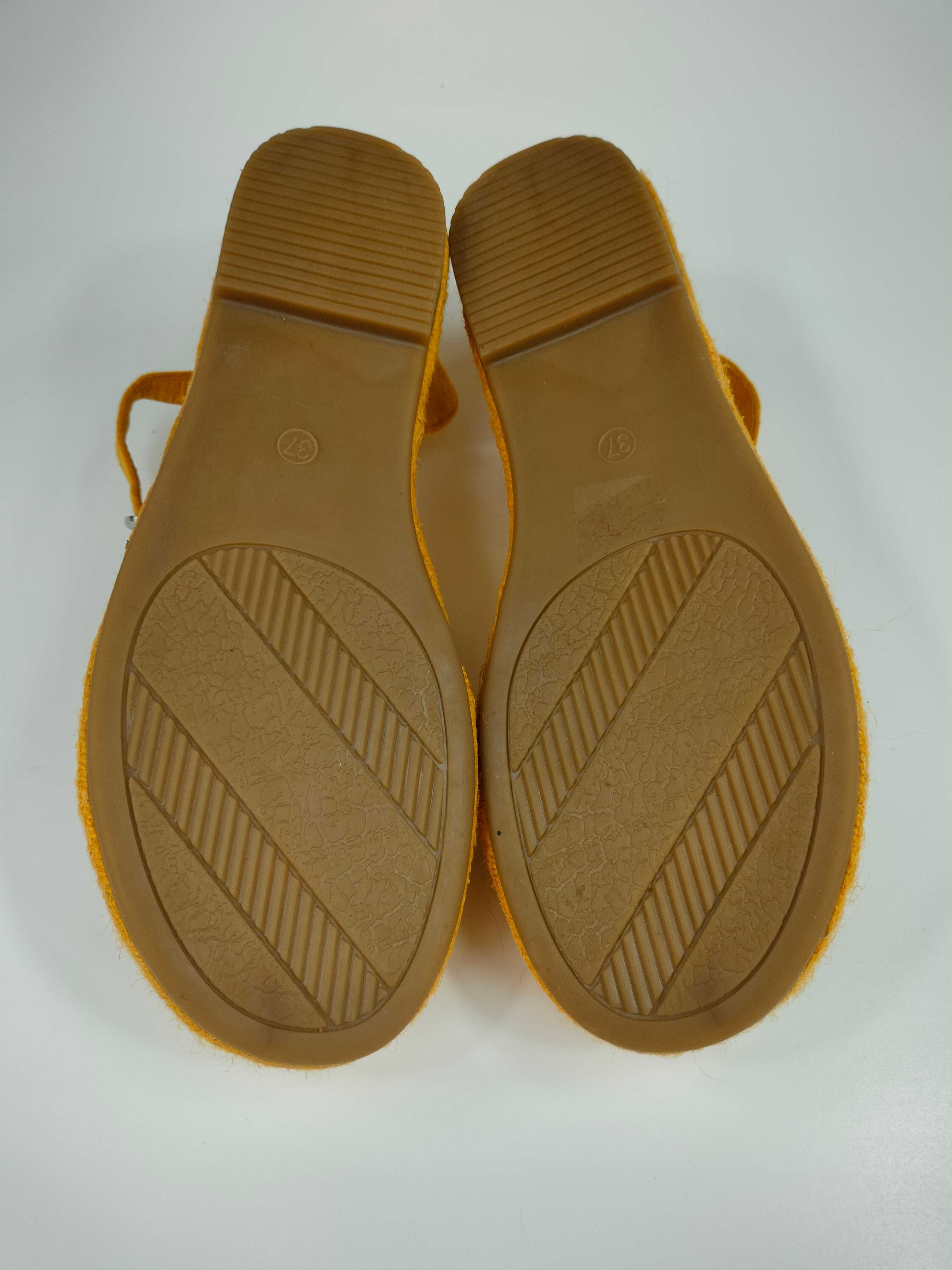 sandały espadryle mały koturn Acora r 37