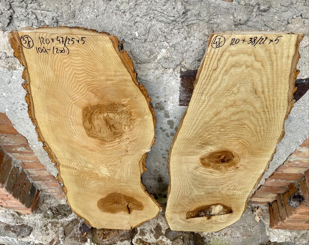 Jesion . Deski . Drewno . Live Edge