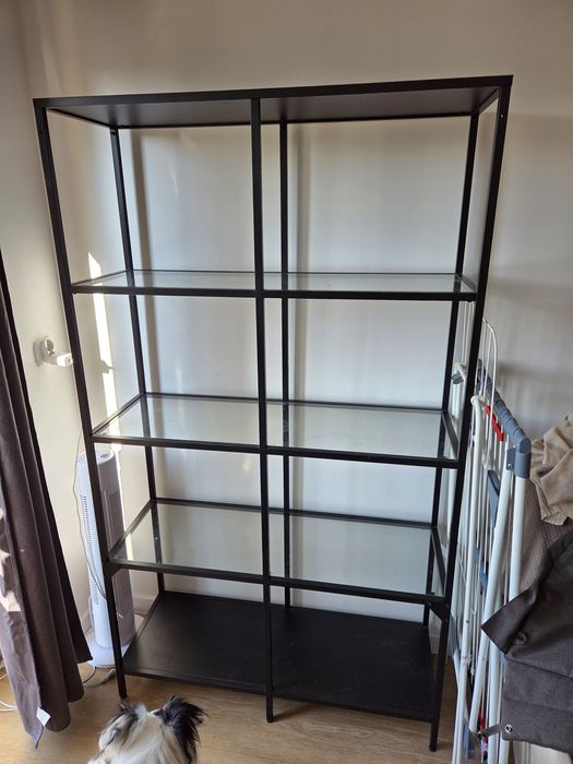 Regał Ikea VITTSJÖ
Regał, czarnobrąz/szkło, 100x175 cm