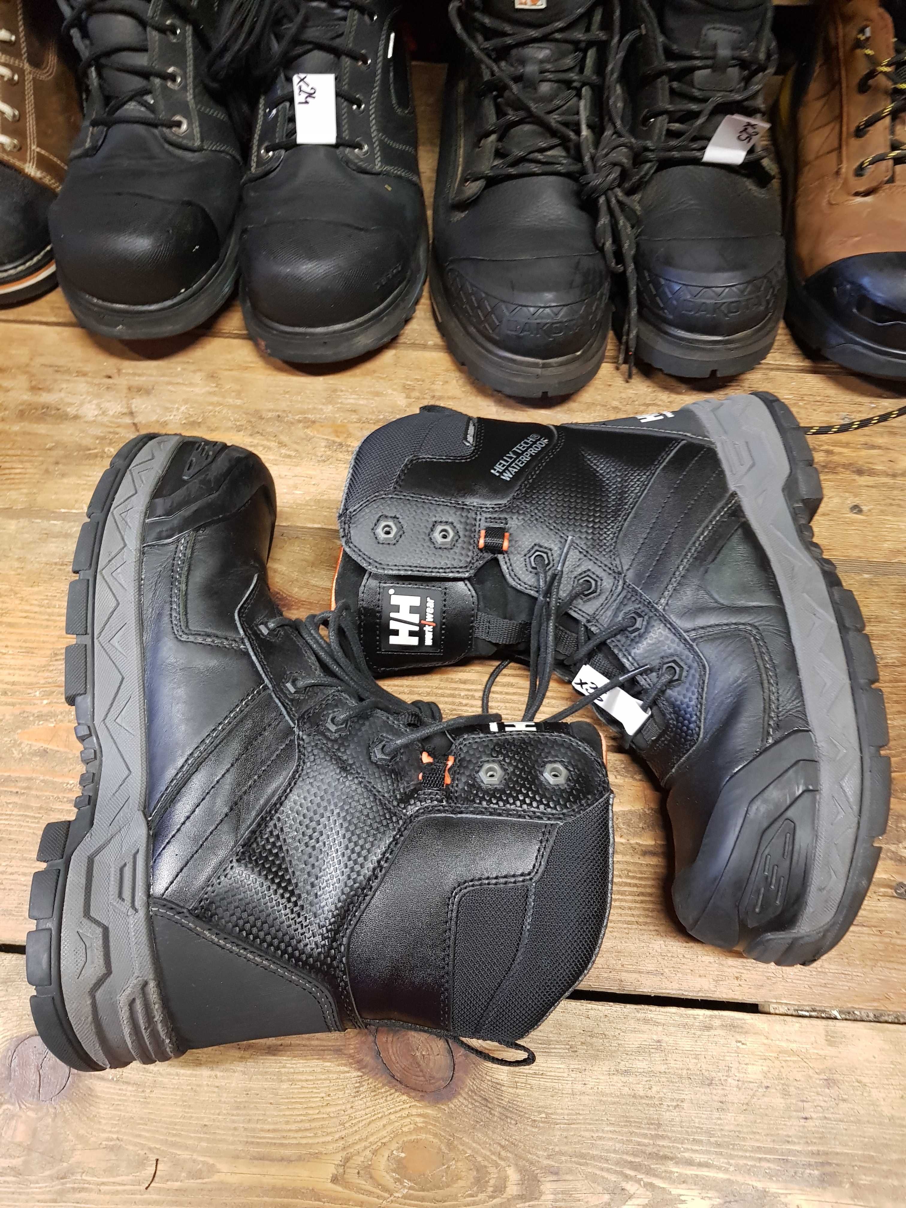 Buty robocze HELLY HANSEN rozm 41,5 wkł 27,5 cm S3