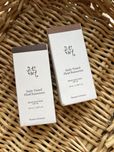 (Темні) BEAUTY OF JOSEON Щоденний тональний сонцезахисний флюїд SPF 40