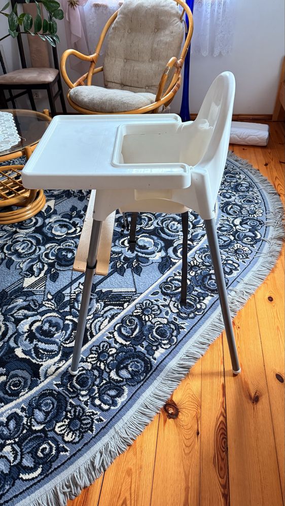 Fotelik do jedzenia dla dziecka - IKEA