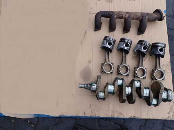 LUBLIN 2- Tłok z korbowodem , Wał , Kolektor