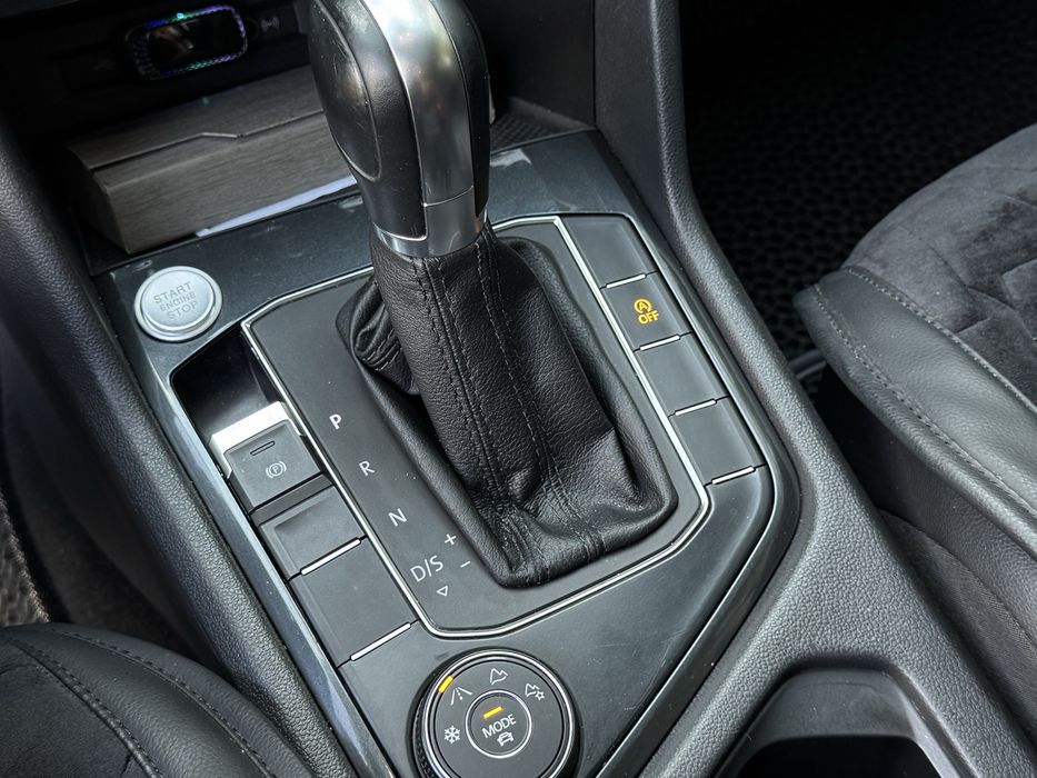 Volkswagen Tiguan R-Line MK2 Allspace