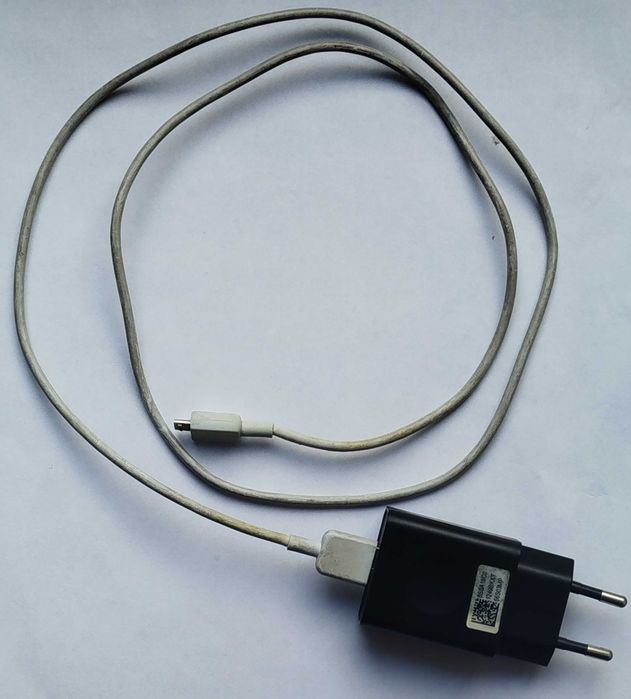 Tablet Lenovo TB3-850M 16GB / 2GB RAM sprawny z etui