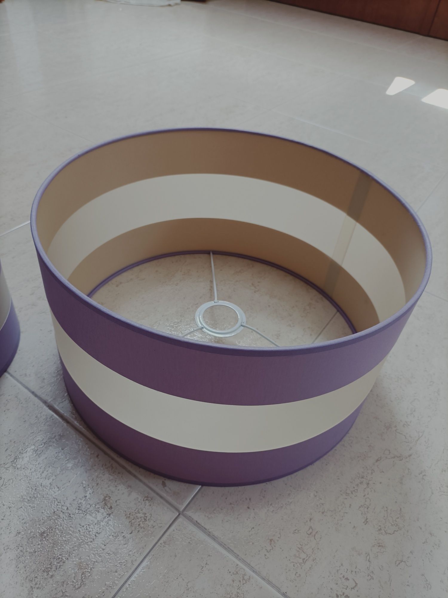 Abajur de candeeiro de tecto e de mesa