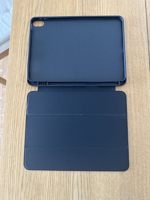 iPad Air APPLE (10.9'' - 256 GB - Wi-Fi - Cinzento Espacial)