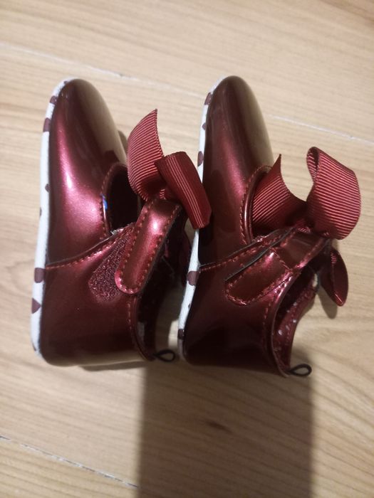 Sprzedam buciki dla dziewczynki