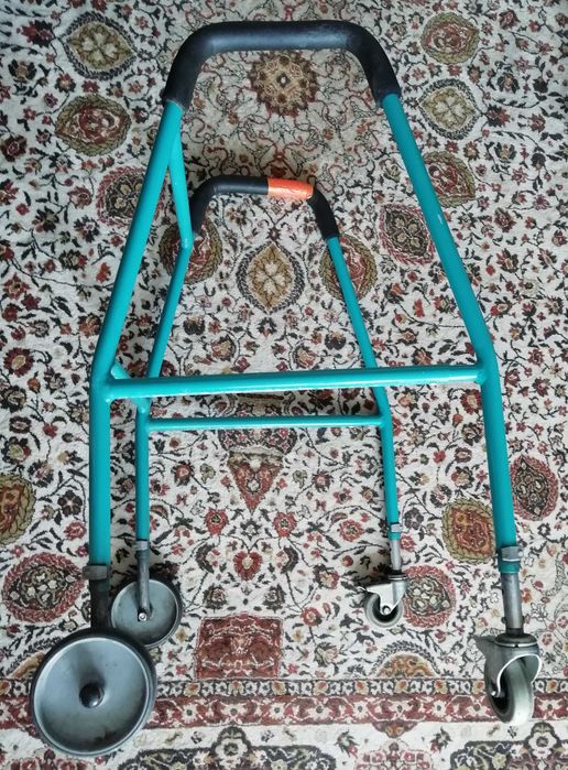 LEKKI Balkonik chodzik