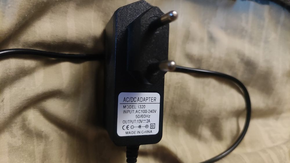 Блок питания на 13V 2A + переходник