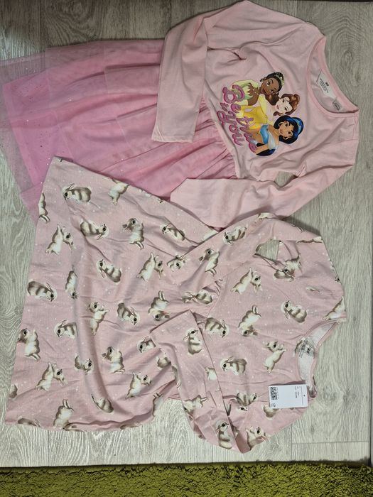 Плаття на дівчинку 122-128 HM