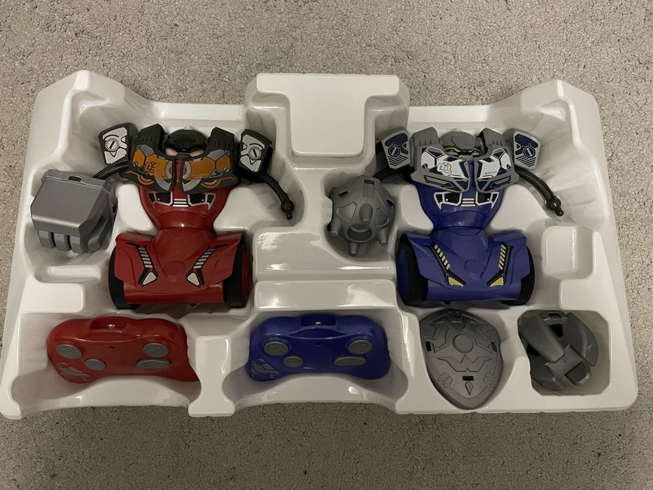 Роботи YCQO Robo Kombat Mega