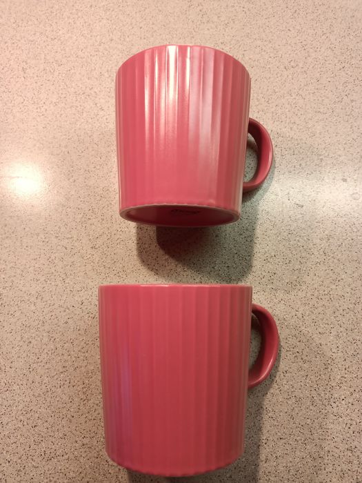 Dwa kubki, nieużywane, Ikea