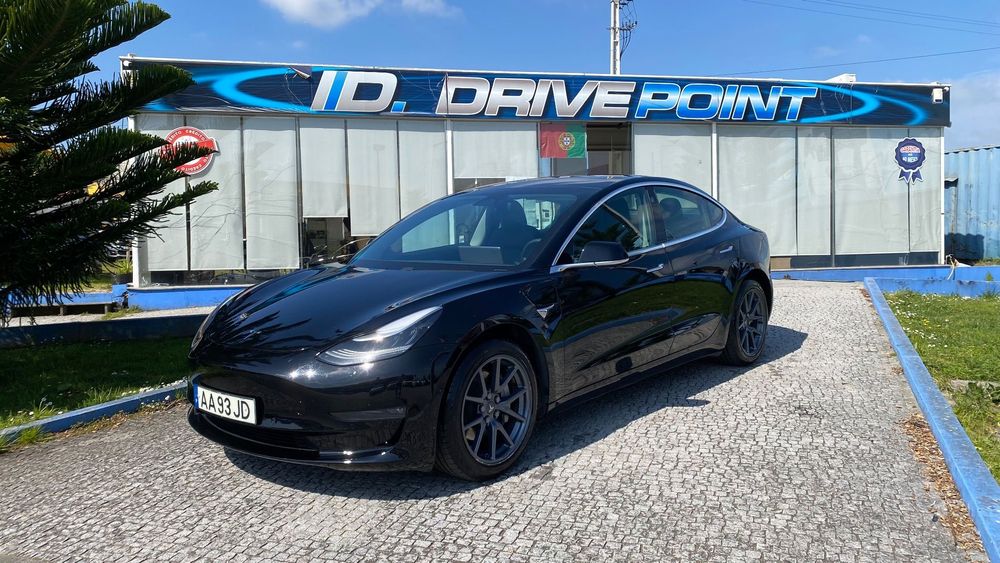 Tesla Model 3 Long-Range Dual Motor AWD