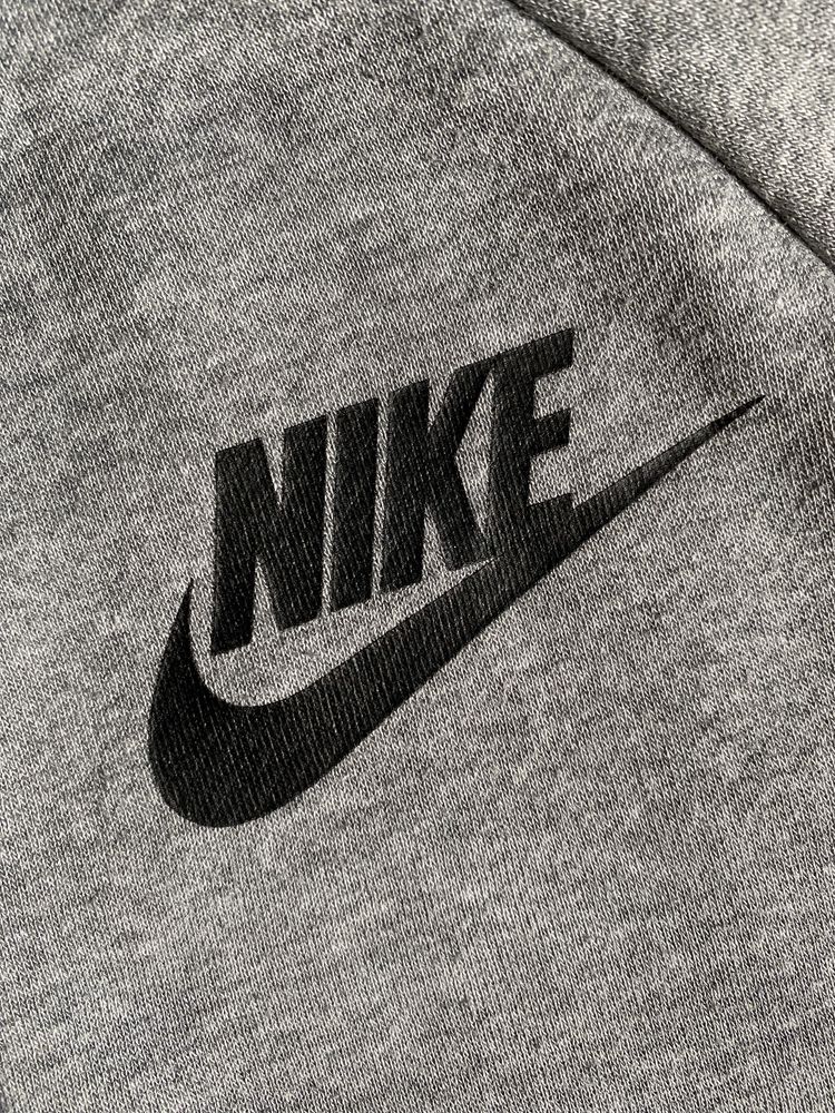 Кофта Nike серая