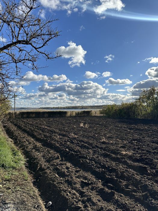 Земельна ділянка біля річки 14 соток