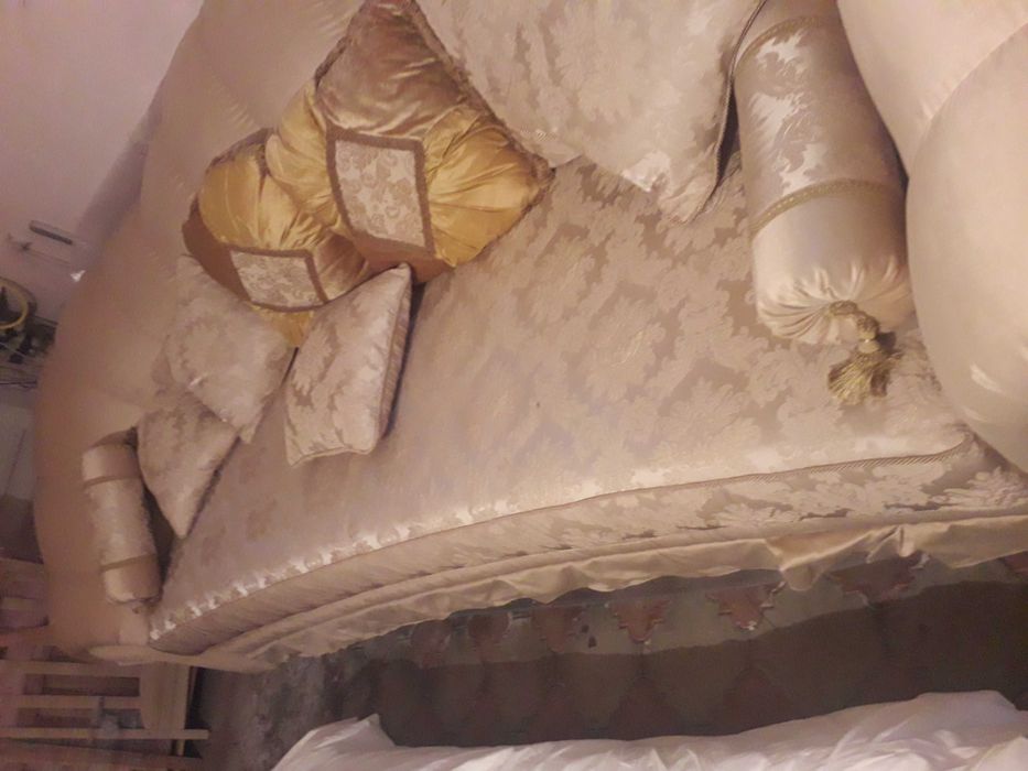 Диван большой. Новый.