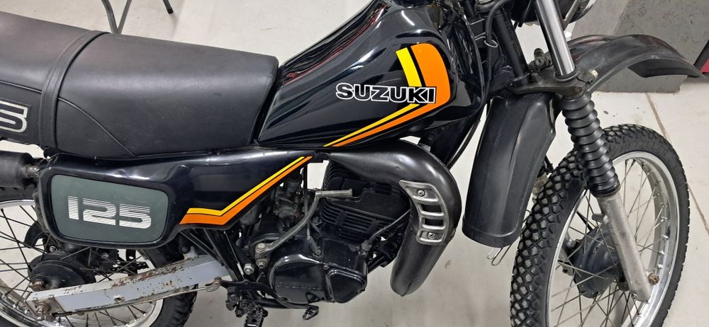Suzuki TS 125 enduro
