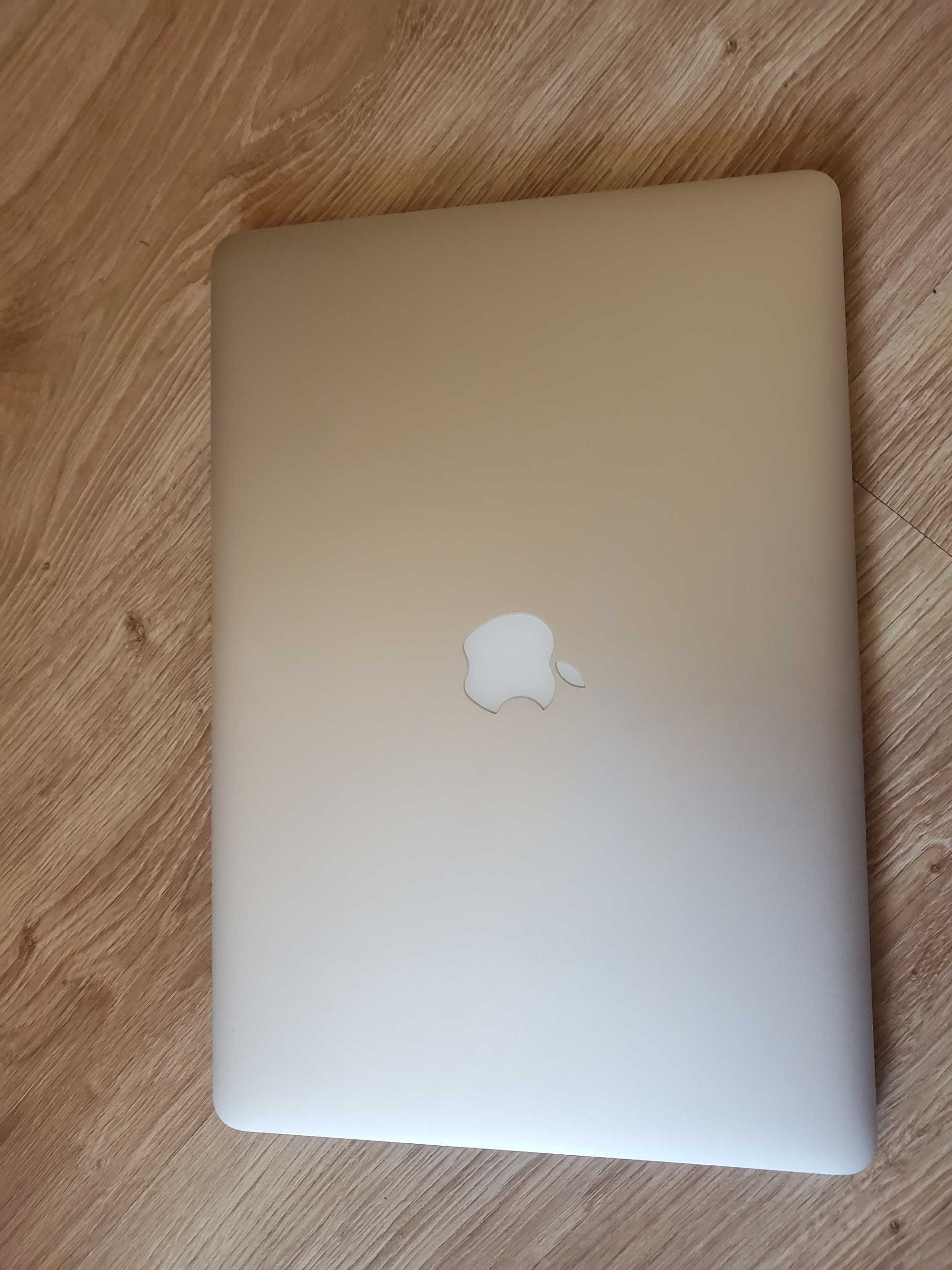 Macbook pro 15 2015, i7, 16/128gb