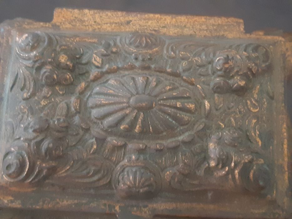 Guarda joias  em latão