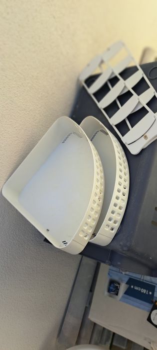 Parteleiras para casa de banho. Plástico de excelente qualidade.