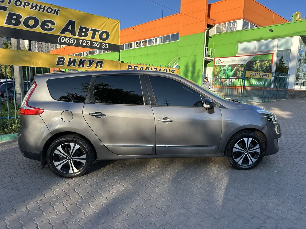 Renault Scenic BOSSE 77р ( внесок від 15% ) Твоє Авто Кривий Ріг