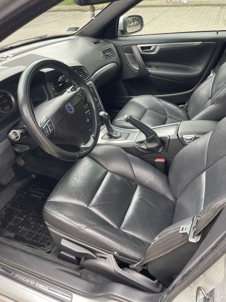 Volvo S60 2.4 diesel z 2007 roku