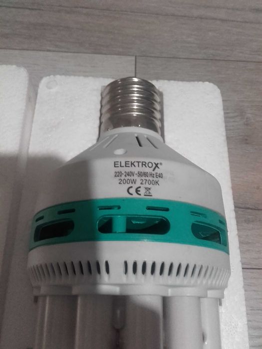 żarówka lampa ELEKTROX greenline energy saving lamp CFL 200W 2700K E40