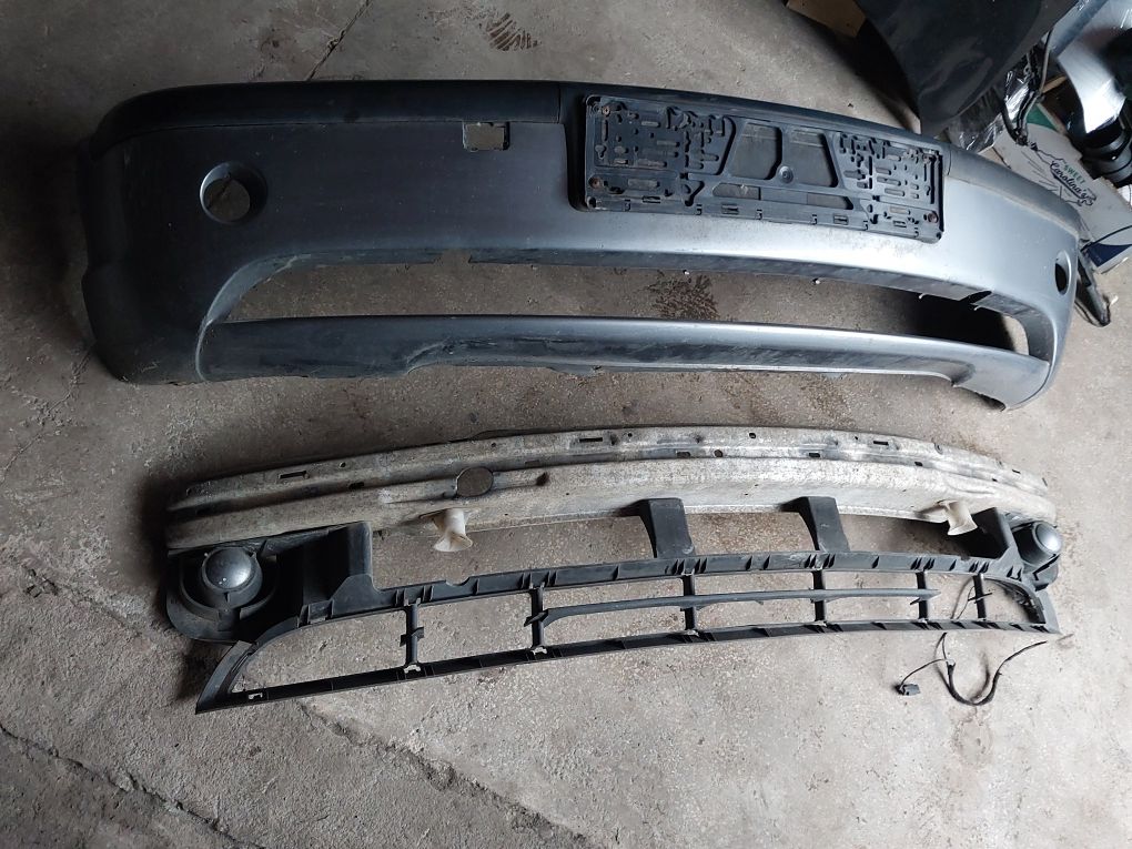 Bmw e 46 sedan touring kombi zderzak przedni lift SilberGrau polift