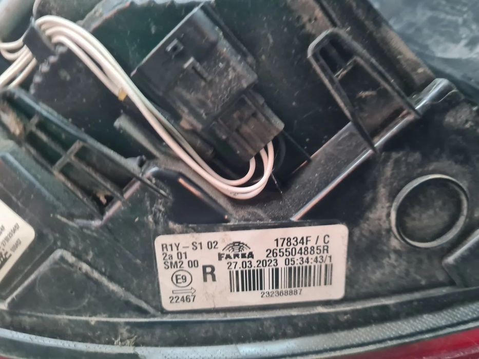 Farolim direito RENAULT Clio V (BF_)