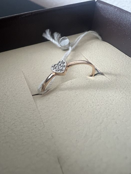 Золоте кільце нове,не носилося.