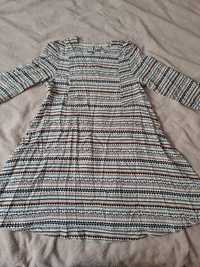 Śliczna sukienka H&M, rozmiar 40, ładny wzór i krój